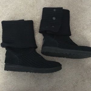 Great condition black sweater uggs